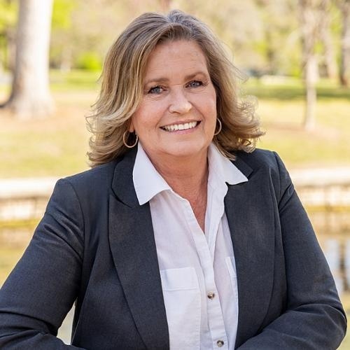 Suzanne Port, Redfin Agent in New Braunfels