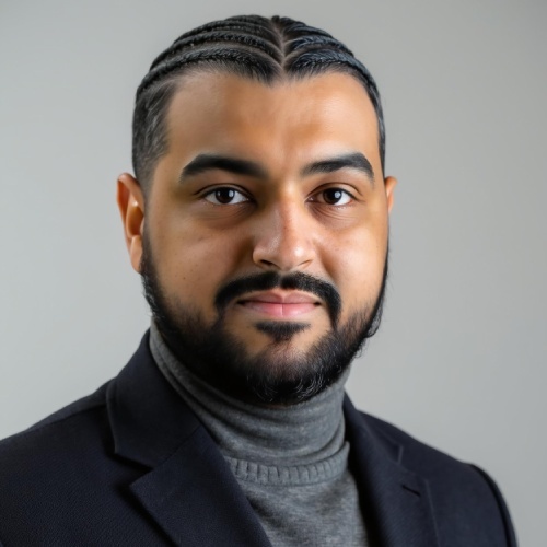 Nathan Cruz - Real Estate Agent