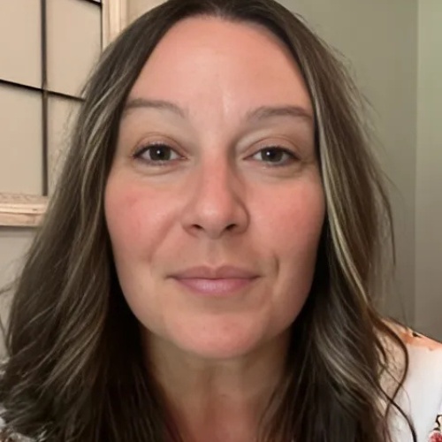 Beth Arena - Real Estate Agent