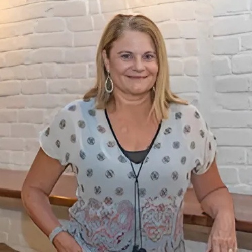Holly Dozer, Partner Agent