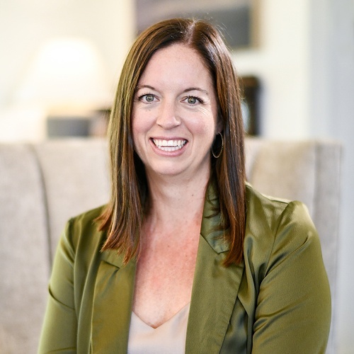 Christina Ware - Real Estate Agent