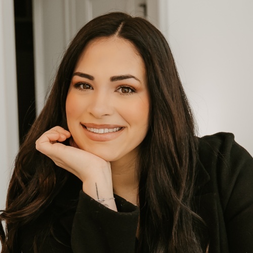 Trinidy Dicola - Real Estate Agent