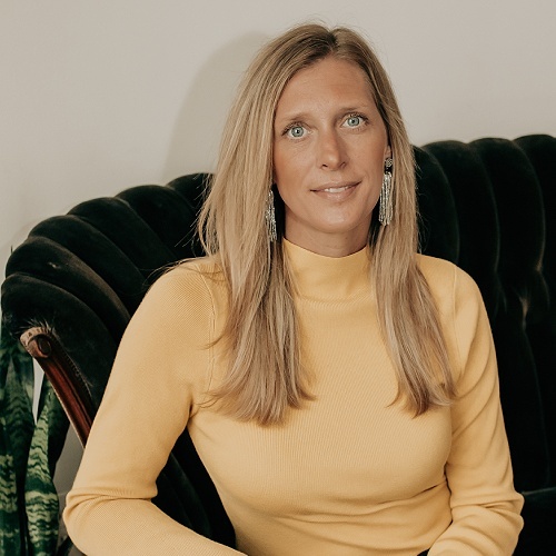 Amanda Riggs - Real Estate Agent