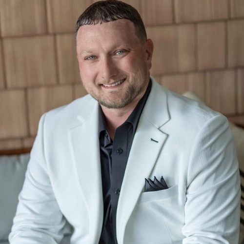 Pinnacle Living Group powered by Iron Valley Real Estate - Partner Team, Partner Agent