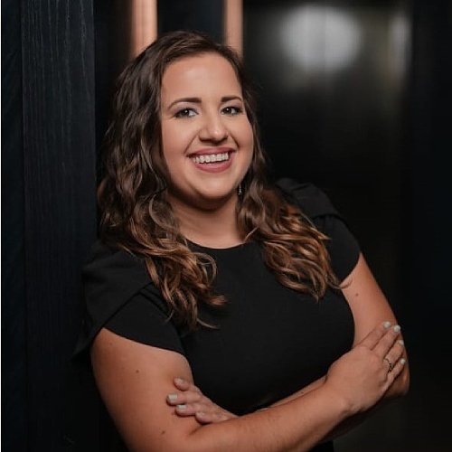Laura Hernandez Silva - Real Estate Agent
