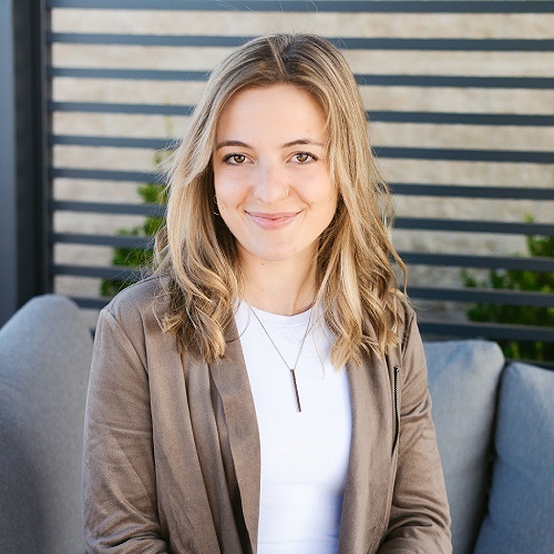 Kira Fleischer - Real Estate Agent