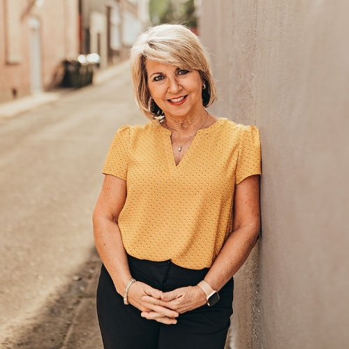 Louisville Real Estate Agent Cindy McKenzie