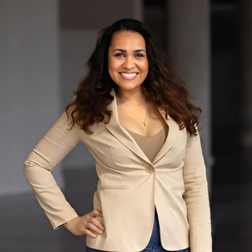 Fary Cutway - Real Estate Agent
