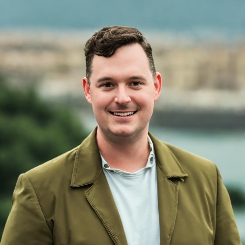 Justin Adams - Real Estate Agent