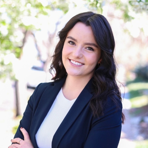 Lauren Bowe - Real Estate Agent