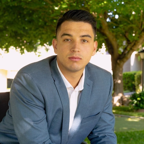 Daniel Valdez - Real Estate Agent