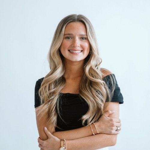 Ashleigh Ralston - Real Estate Agent