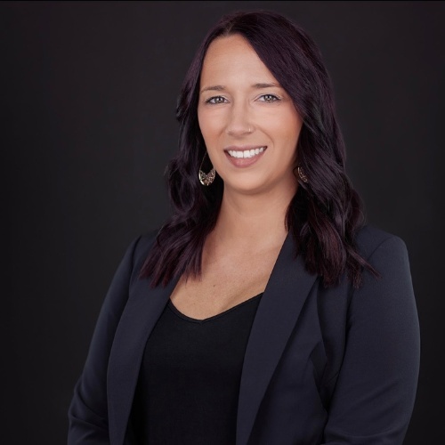 Lauren Young - Real Estate Agent