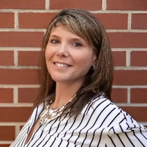 Christina Weigand - Real Estate Agent