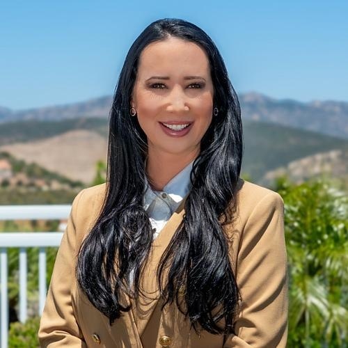 Luda Phipps, Redfin Agent