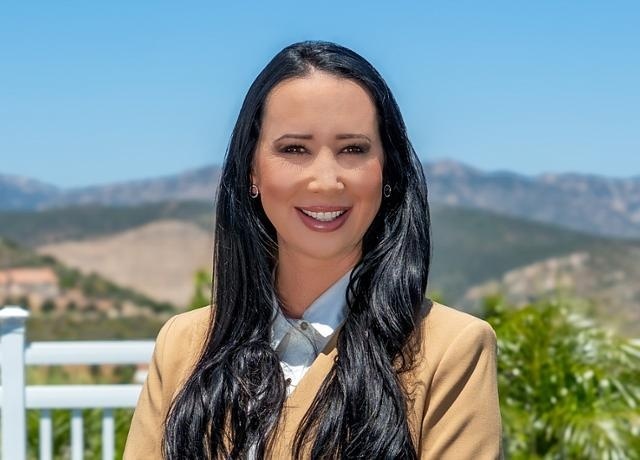 San Diego Real Estate Agent Luda Phipps