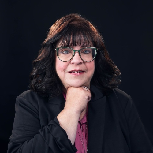 Sonya Irshad - Real Estate Agent