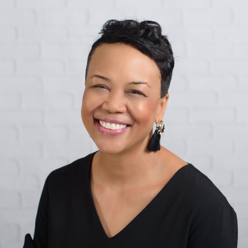 Nicole Thornton - Real Estate Agent