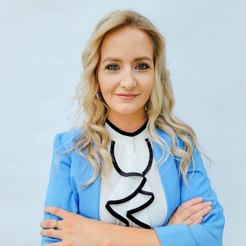 Samantha Warner - Real Estate Agent