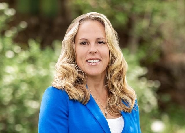 Flagstaff Real Estate Agent Sara Holloway