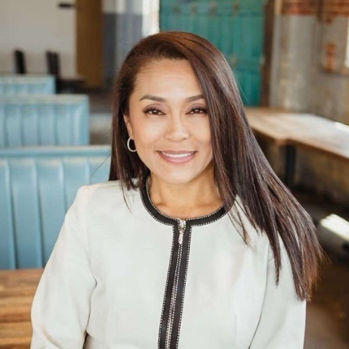 Mina Mann - Real Estate Agent