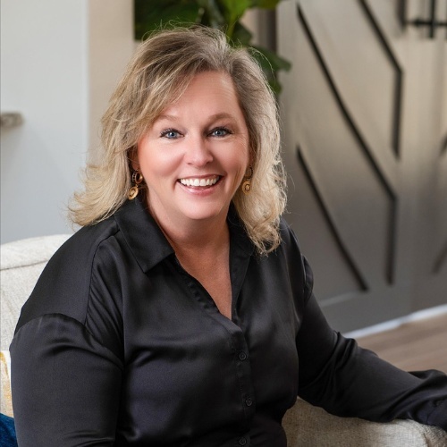Maryjane Mathew - Real Estate Agent