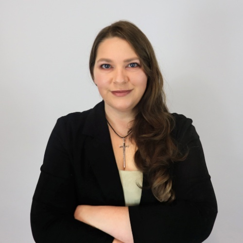 Rhianna Williams - Real Estate Agent