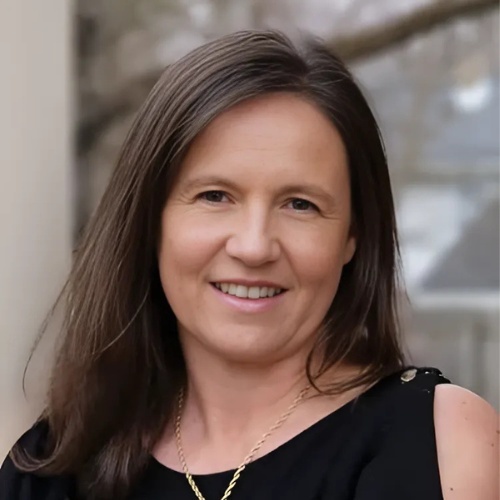 Karin Erwee - Real Estate Agent
