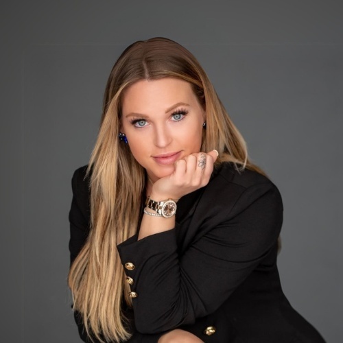 Amy Felicetty - Real Estate Agent