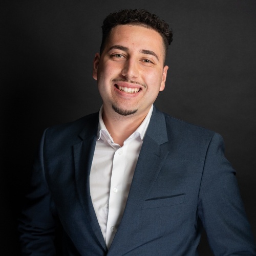 Adrian Martinez - Real Estate Agent