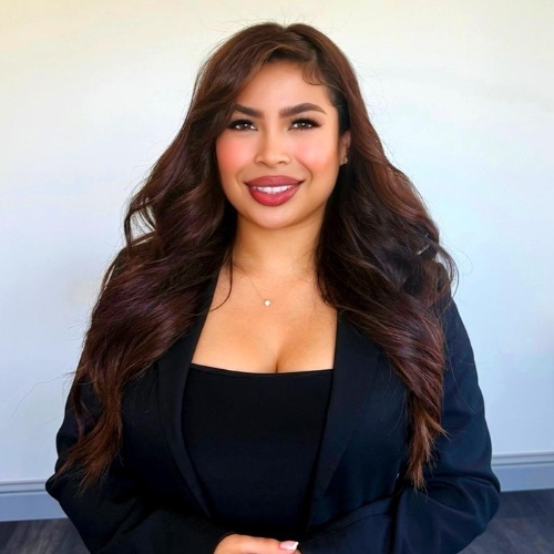 Magally Zamora - Real Estate Agent