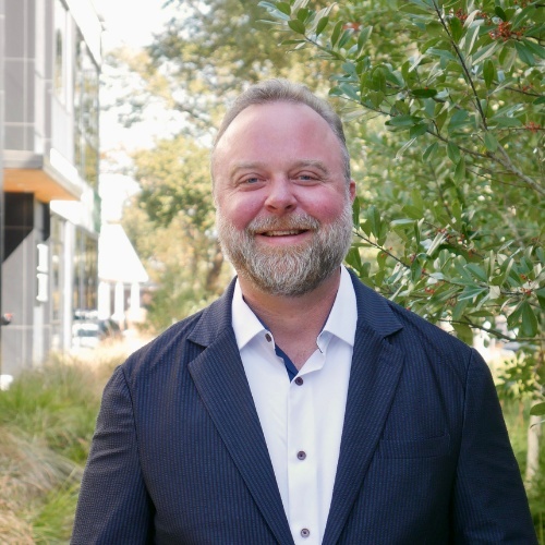 Jonny Merkle - Real Estate Agent