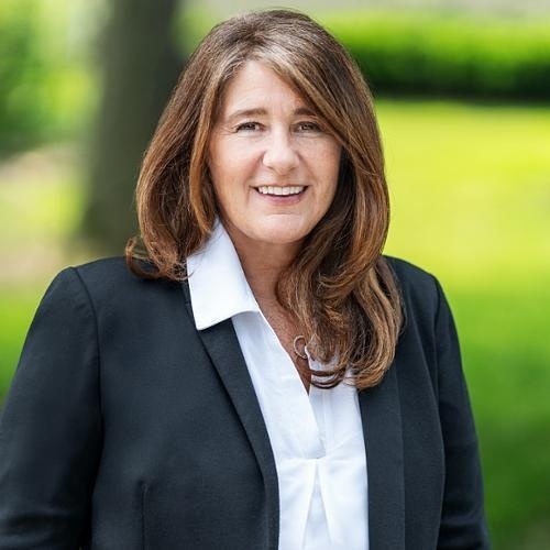Joan Stube, Redfin Principal Agent in Tinley Park