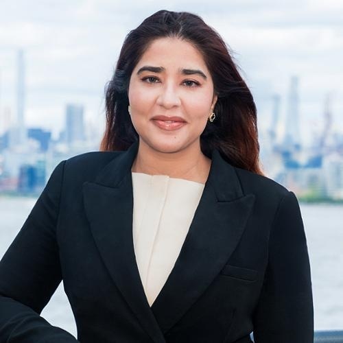 Amy Ahmed, Redfin Agent