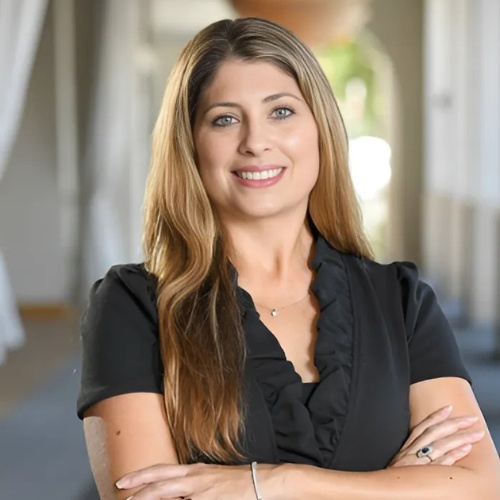 Hilda Tricoli - Real Estate Agent