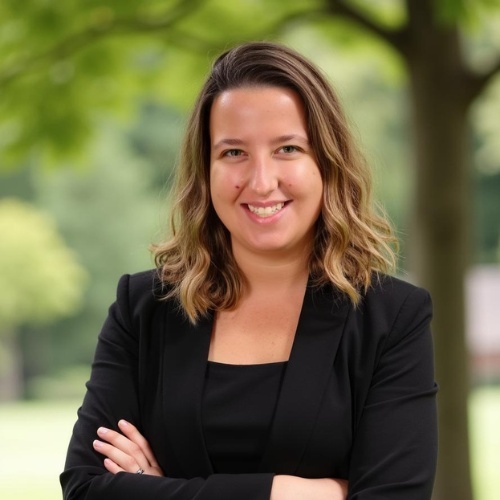 Sarah Itterman - Real Estate Agent