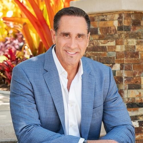 Marc Lavoie, Redfin Principal Agent