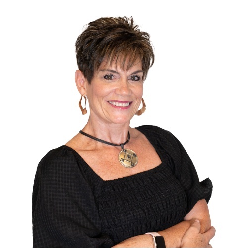 Shellie Becker - Real Estate Agent