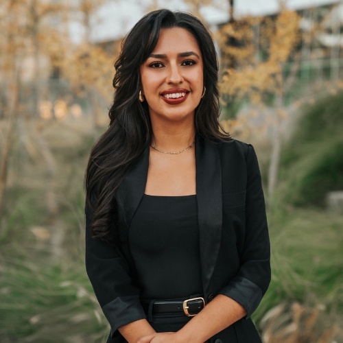 Chelsea Hoopman - Real Estate Agent