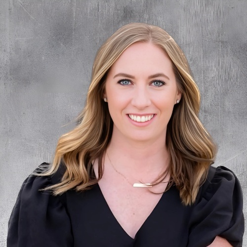 Ashley Gronewold - Real Estate Agent