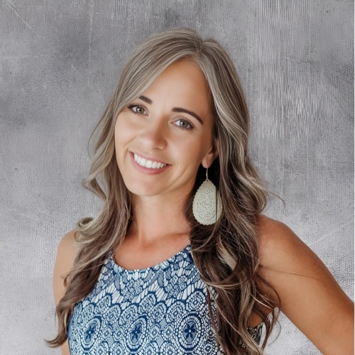 Amie Reinhardt - Real Estate Agent