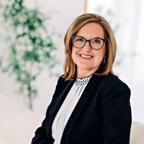 Dallas Real Estate Agent The Debra West Team - Partner Team