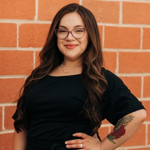 Elvia Lugo - Real Estate Agent