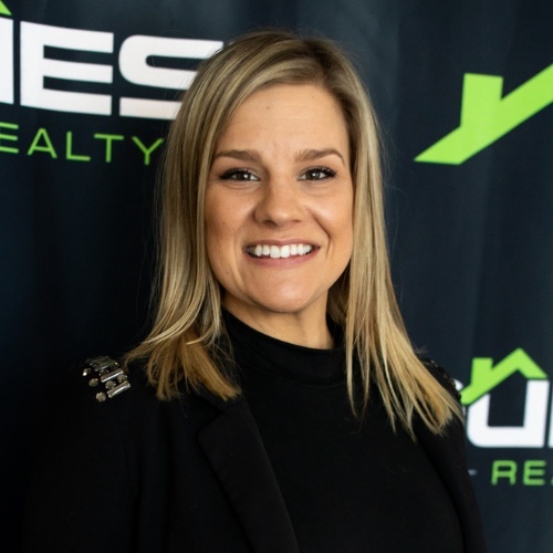 Patti Ray - Real Estate Agent