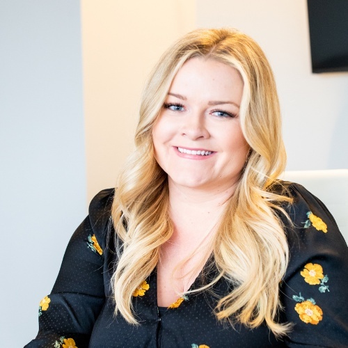 Avery Evans - Real Estate Agent