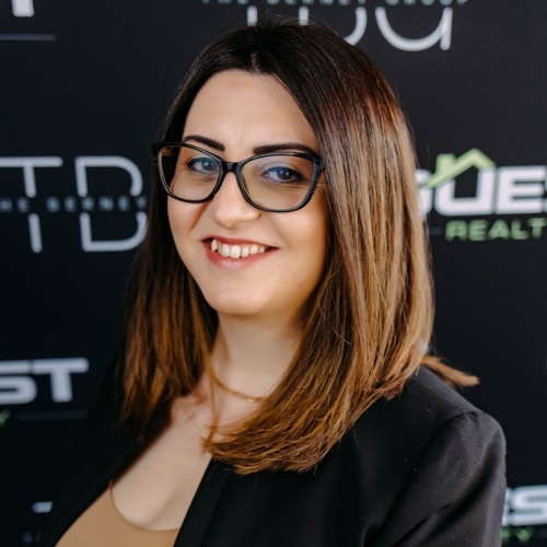 Nadeen Greek - Real Estate Agent