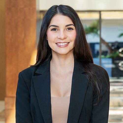Diana Soto, Redfin Agent