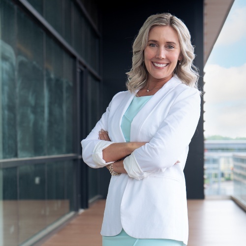 Julie Wood - Real Estate Agent