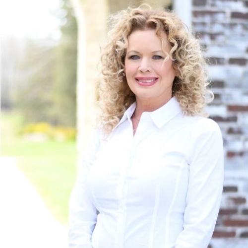 Virginia Real Estate Agent Joey Badgett-Gonzalez