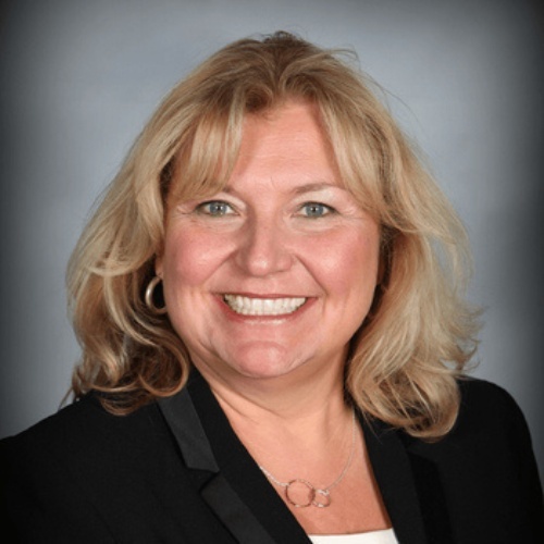 Chicago Real Estate Agent Elizabith Bradbury Smith